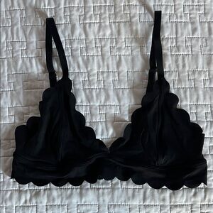 Urban Outfitters scallop bralette black